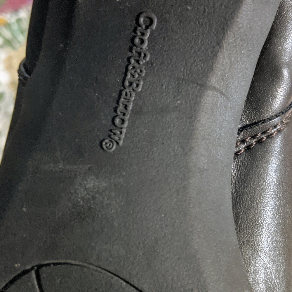 Croft and Barrow Brown booties
